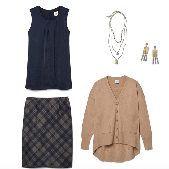 ✨NWOT✨ CAbi Weekday Top - Sz S - Picture 10 of 12